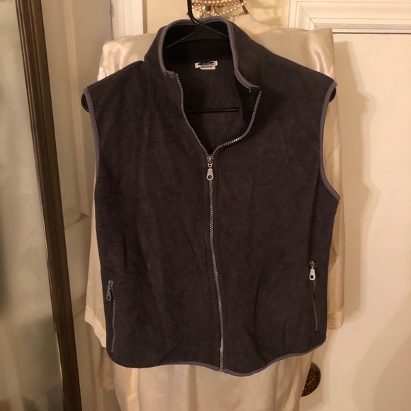 Vest - Picture 1 of 3